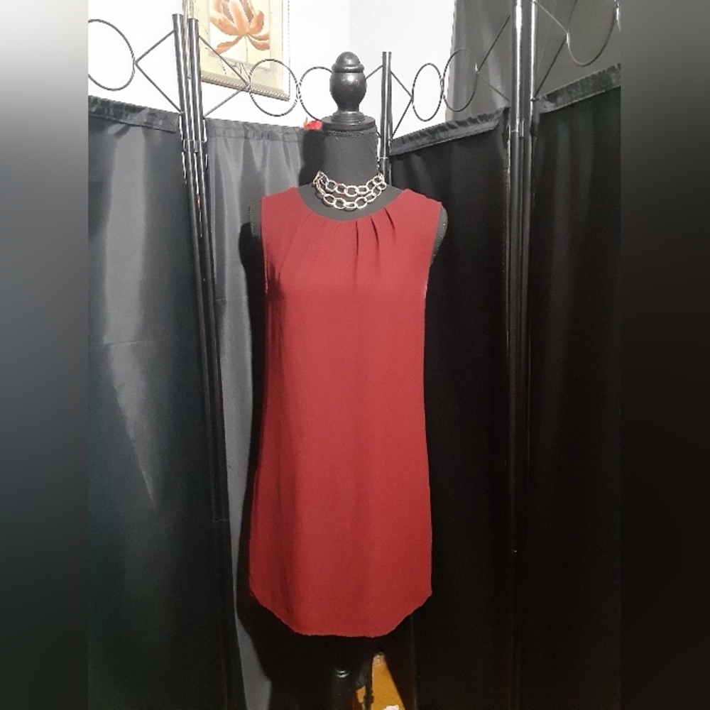 Forever 21 Dress Mini Sleeveless Buegundy Pleated Neckline Size S